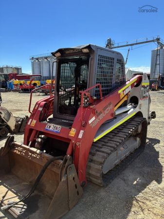 2017 Takeuchi  TL12 image