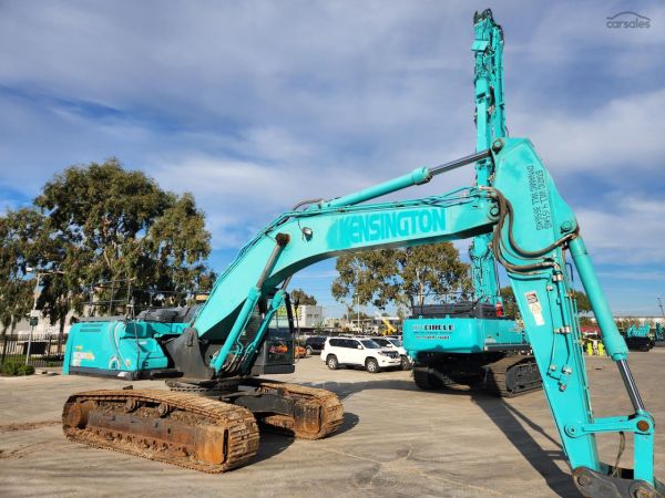 2021 Kobelco SK350LC-10 image