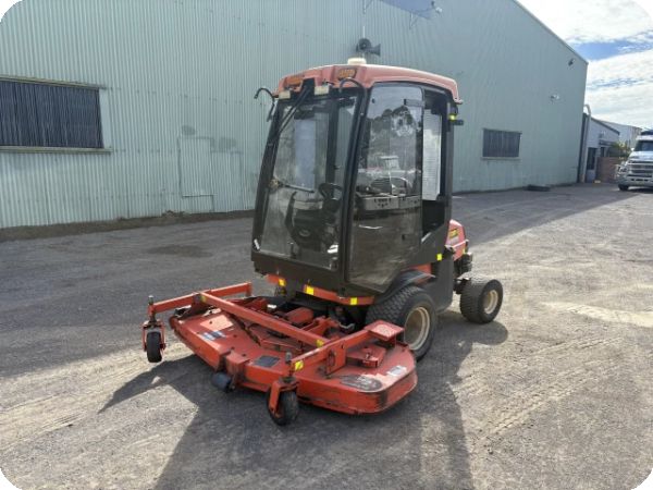 Kubota F3690 Enclosed Cab Commercial Front-Mounted Mower (Ex-Council) image
