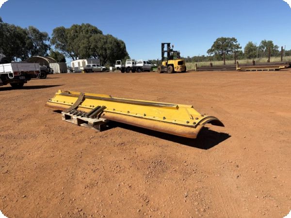 John Deere 3.6m Grader Blade image