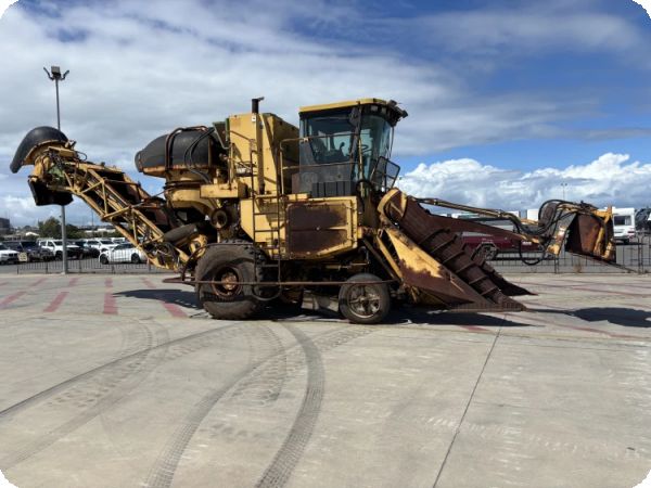 Cameco 3510 Sugarcane Harvester image