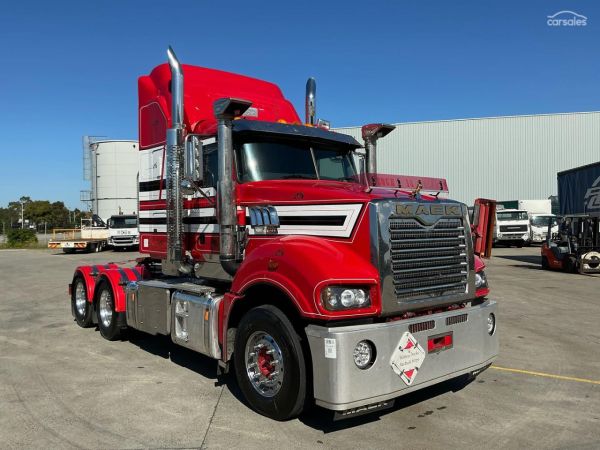 2020 Mack Superliner CLXT Sleeper Cab image