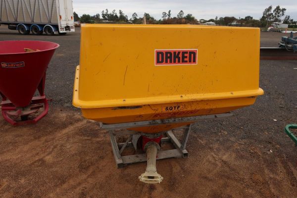 DAKEN RHONDINI SPREADER image