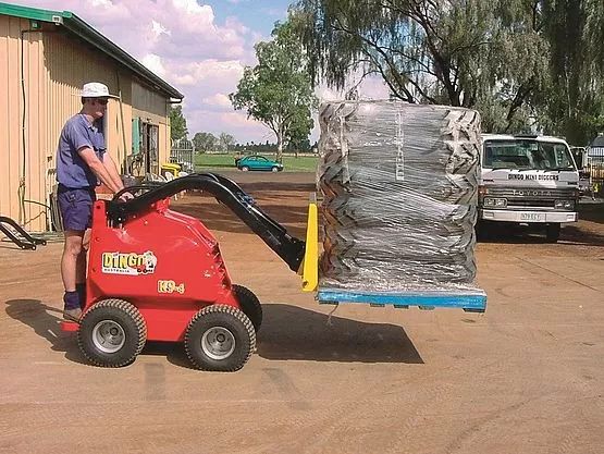 DINGO FORKLIFT ATTACHMENT image