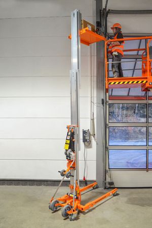 2024 Snorkel ML10I image